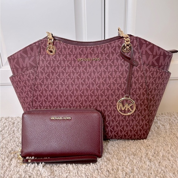 Michael Kors LargeJet Set Shoulder Bag with Matching Mult-Functional  Phone Case - Picture 1 of 16